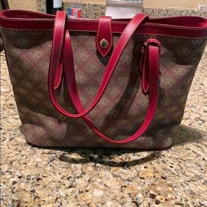 AUTHENTIC Dooney & Bourke Purse